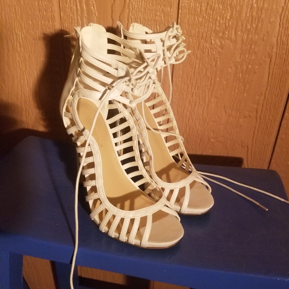 Shoedazzle heels
